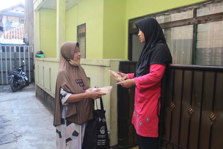 Modal Usaha Bagi Ratusan Lansia Produktif