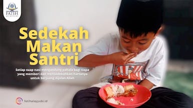 Sedekah Makan santri