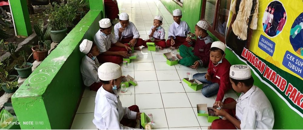 DARURAT...! SEDEKAH JUM'AT BANTU YATIM DHUAFA BIAYA PENDIDIKAN