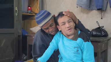 Berjuang Demi Anak Cerebral Palsy Bantu Hidup Lansia Tukang Bakso