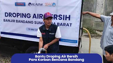 Droping air bersih untuk para korban bencana lahar dingin Sumatera Barat