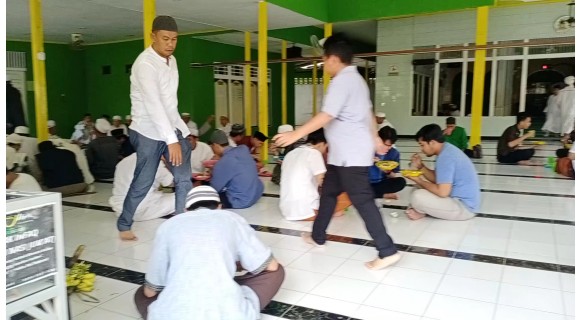 Berbagi Nasi Jum'at Pontianak #53