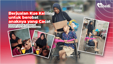 Ibu Tunggal Berjualan Kue Keliling Untuk Berobat Anaknya Yang Cacat