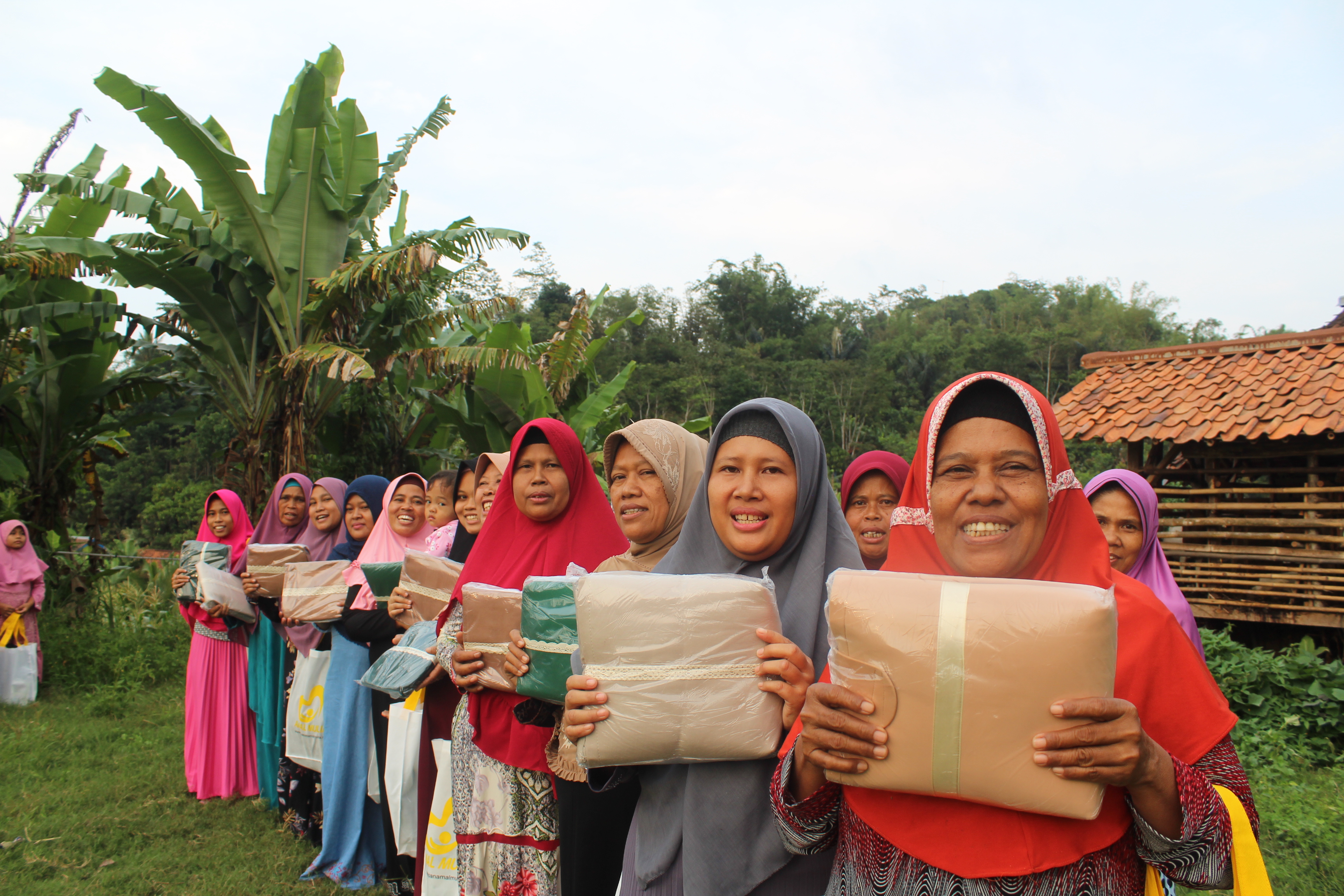 10 Tahun Pakai Mukena yang Sama Sampai Sempit & Kusam