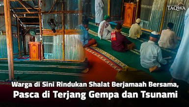 Bangun Masjid Pertama untuk Warga Pengungsi di Pesisir Nangahale