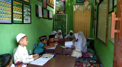 Bantu Membeli Lahan dan Bangun Madrasah Layak Untuk Santri Tahfidz Qur'an 7