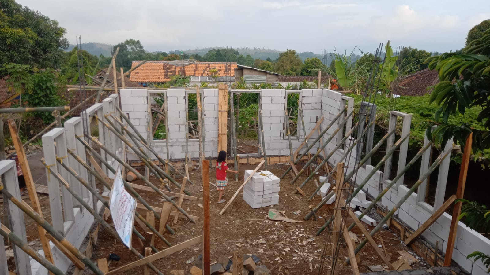 Bantu Bangun Mushola Kampung Babakan