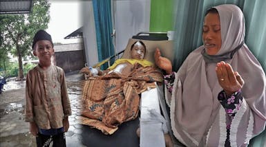 Urgent ! Bantu Hanafi Sembuh Ususnya Robek, Paha Patah.
