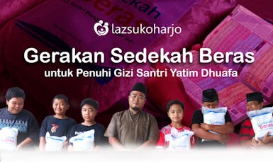Makan Lauk Kerupuk, Bantu Penuhi Gizi Santri