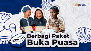 Berbagi Paket Buka Puasa untuk Sesama