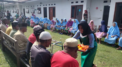 Sedekah Kebutuhan Lansia Terlantar