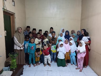 Jumat berkah sedekah untuk anak panti asuhan