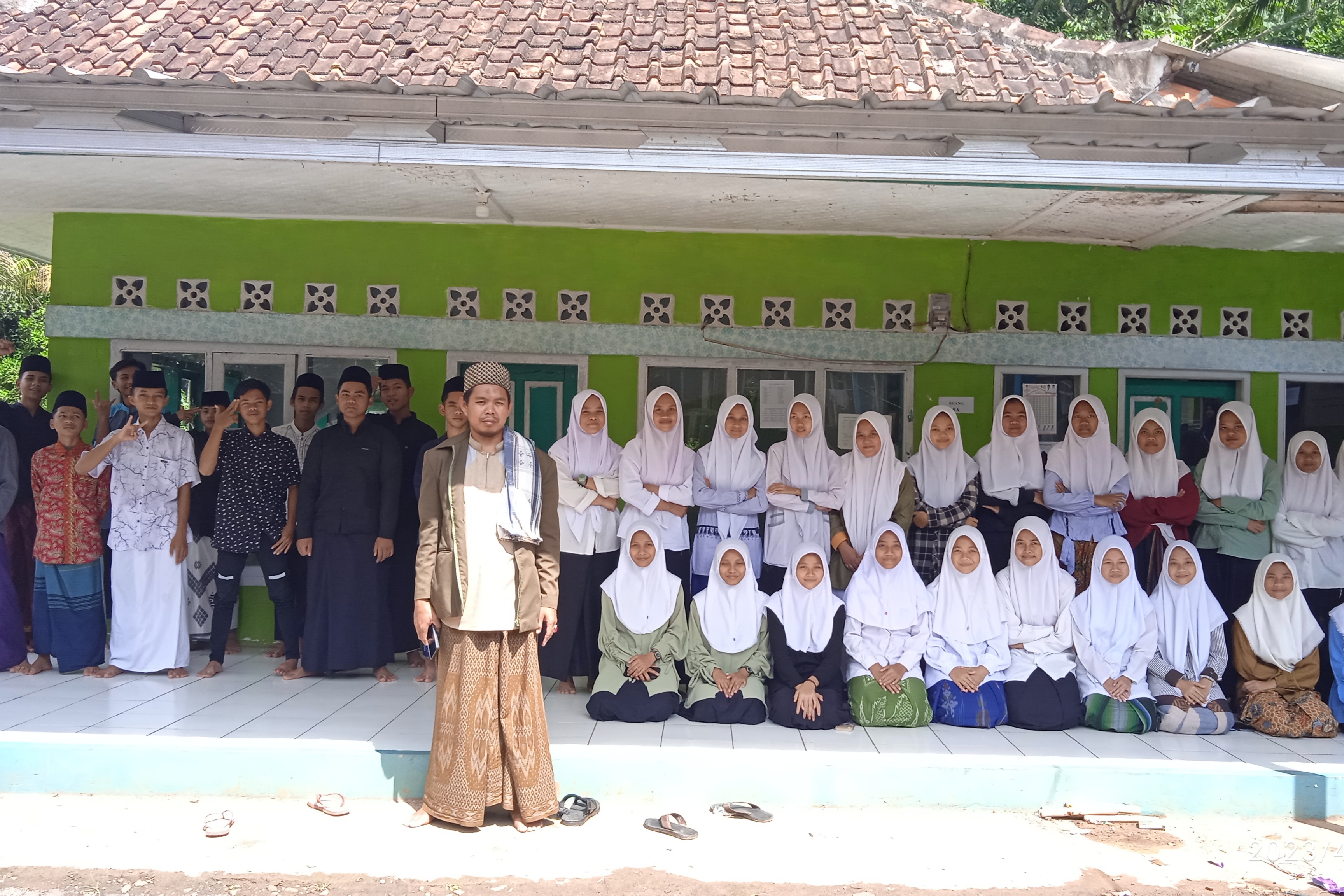 Urgent pondok pesantren Nur zamzam Mubarok butuh uluran tangan dermawan