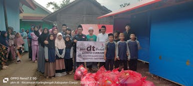 Gerakan bangkit bersama untuk korban Gempa Cianjur 21 November 2022