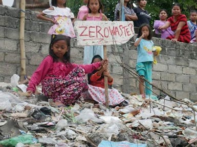 Tukar Sampah Jadi Beasiswa Anak Yatim Piatu & Dhuafa Pelosok Negeri