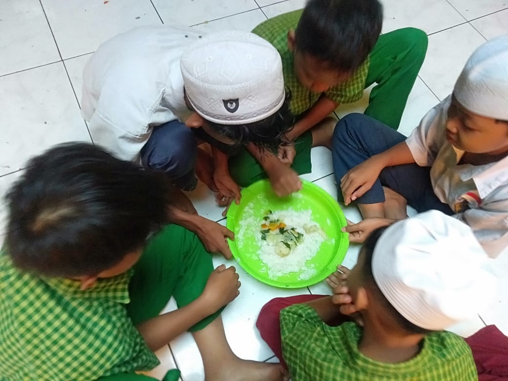 Gerakan infak buka puasa