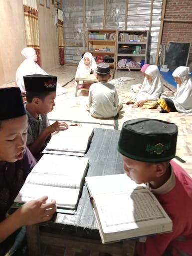 Sedekah jariah bantu anak yatim-dhuafa