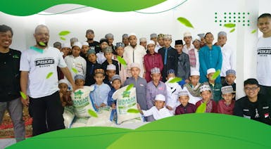 Penuhi Kebutuhan Beras Untuk Santri Yatim, Dhuafa, Penghafal Qur'an dan Fisabilillah